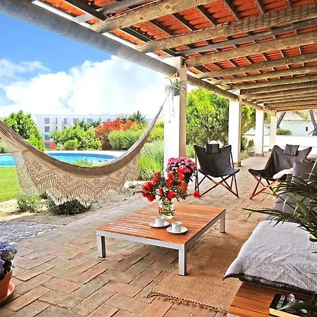 別荘 St Pool Gardens Sesimbra,tranquility 10min *