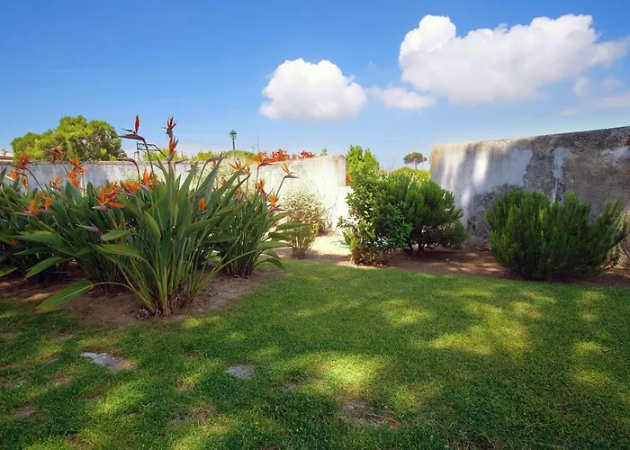 St Pool Gardens Sesimbra,tranquility 10min ססימברה