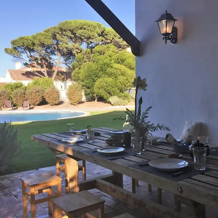 St Pool Gardens Sesimbra,tranquility 10min Sesimbra