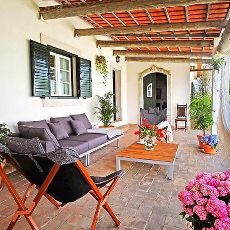 Сasa de vacaciones St Pool Gardens Sesimbra,tranquility 10min Sesimbra